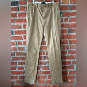 Men’s Banana Republic Fulton Khaki Chinos Size 32x36